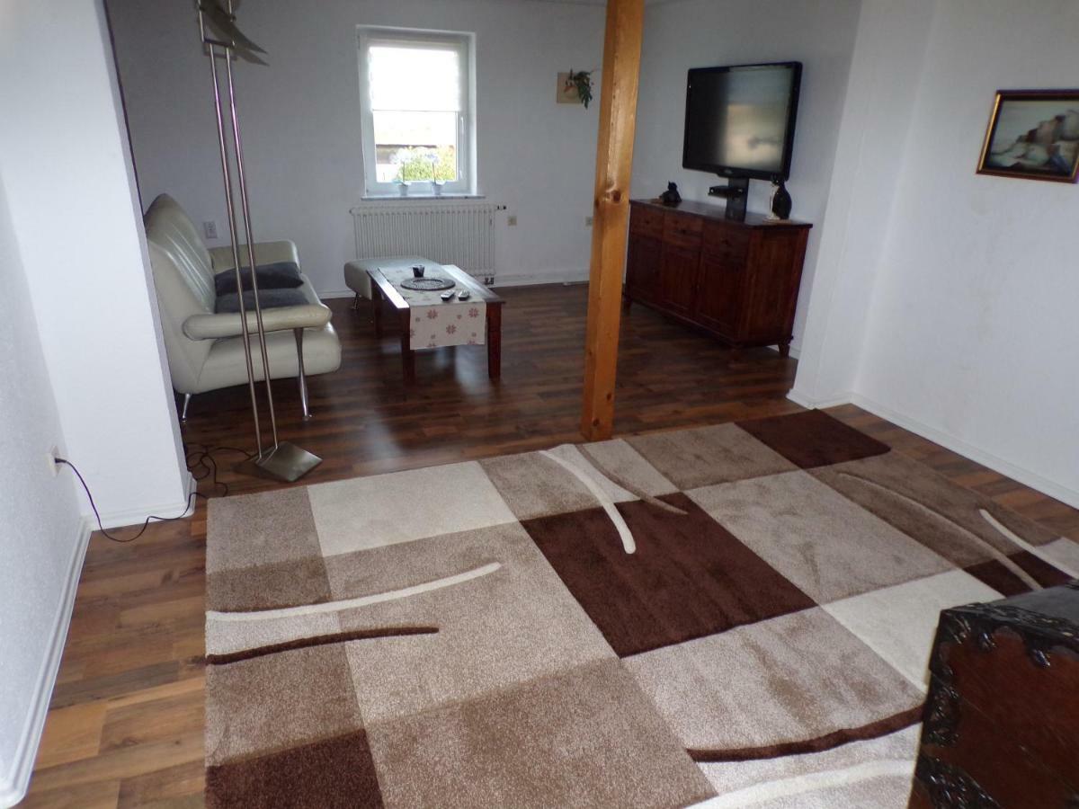 Ferienwohnung Am Greifswalder Bodden ヴィーク エクステリア 写真